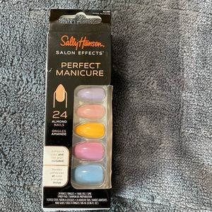 Sally Hansen Nails